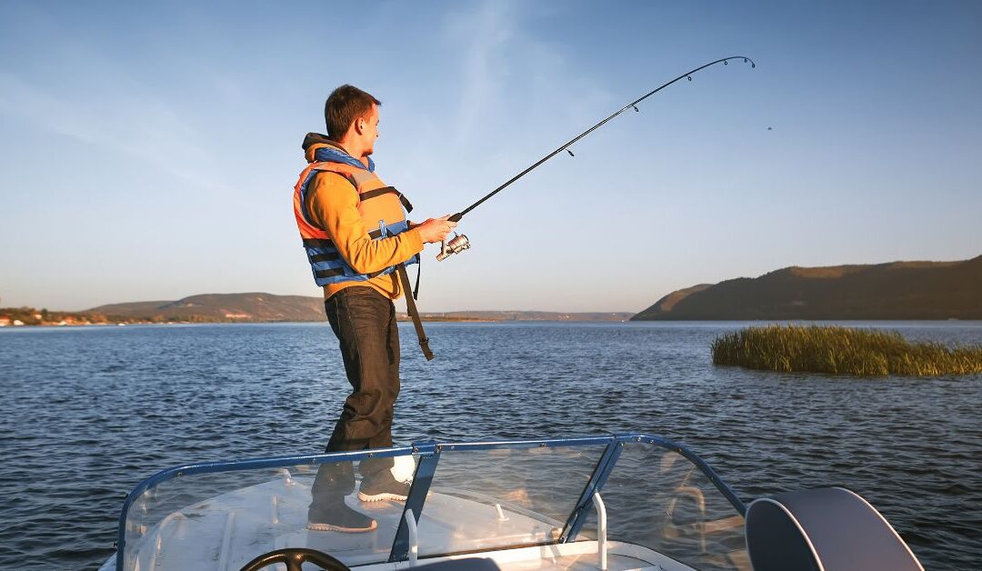 How to Stay Comfortable and Organized While Fishing: Smart Sun Protection and Tackle Storage for Better Outdoor Days